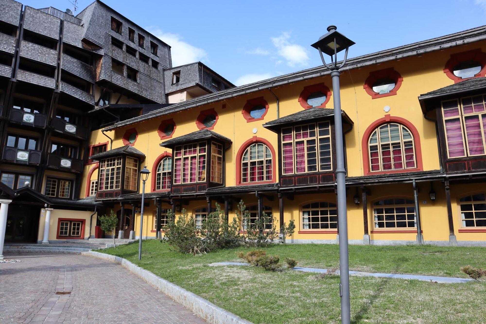 Hotel Club Relais Des Alpes Madonna di Campiglio Exterior photo