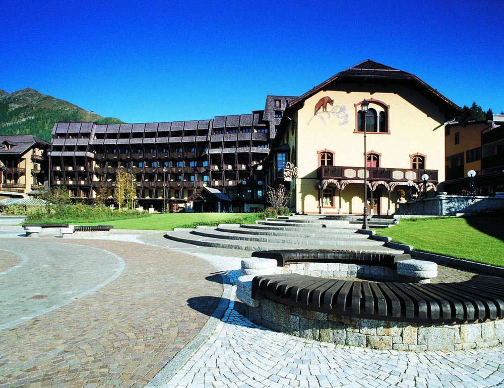 Hotel Club Relais Des Alpes Madonna di Campiglio Exterior photo