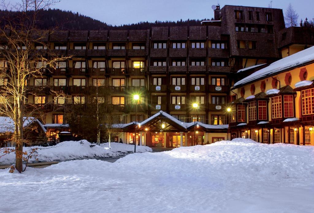 Hotel Club Relais Des Alpes Madonna di Campiglio Exterior photo