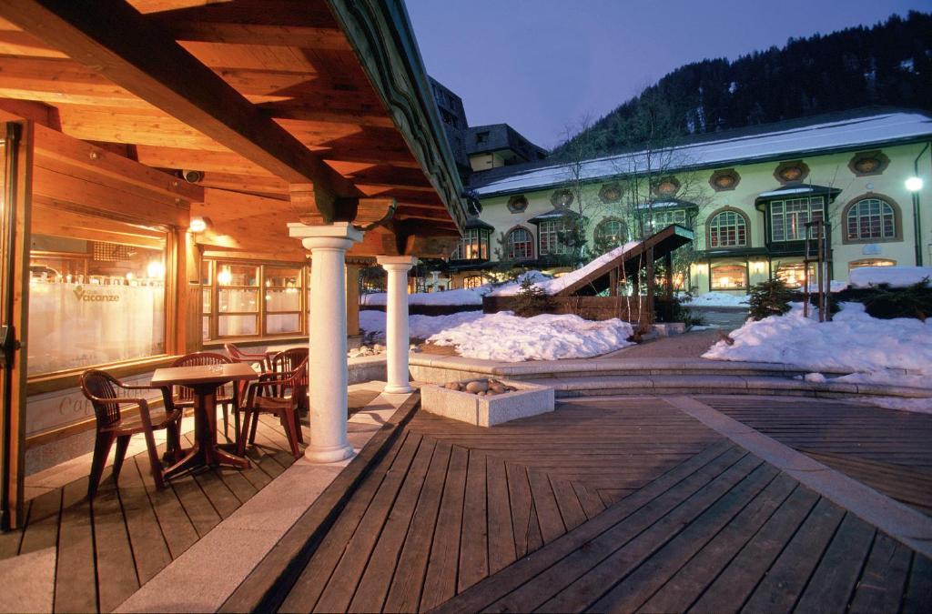 Hotel Club Relais Des Alpes Madonna di Campiglio Exterior photo