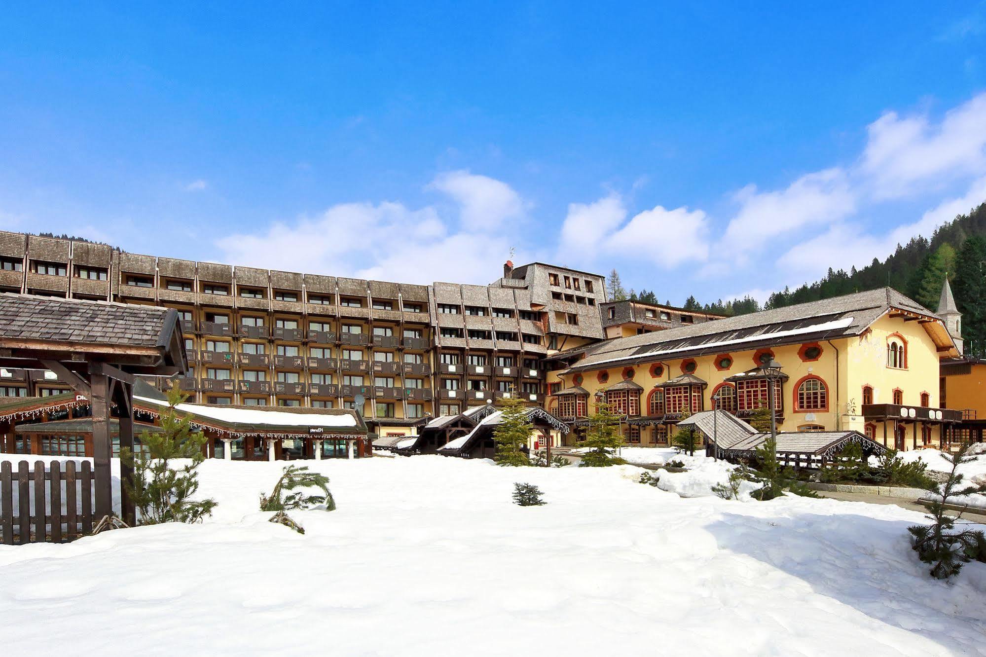 Hotel Club Relais Des Alpes Madonna di Campiglio Exterior photo